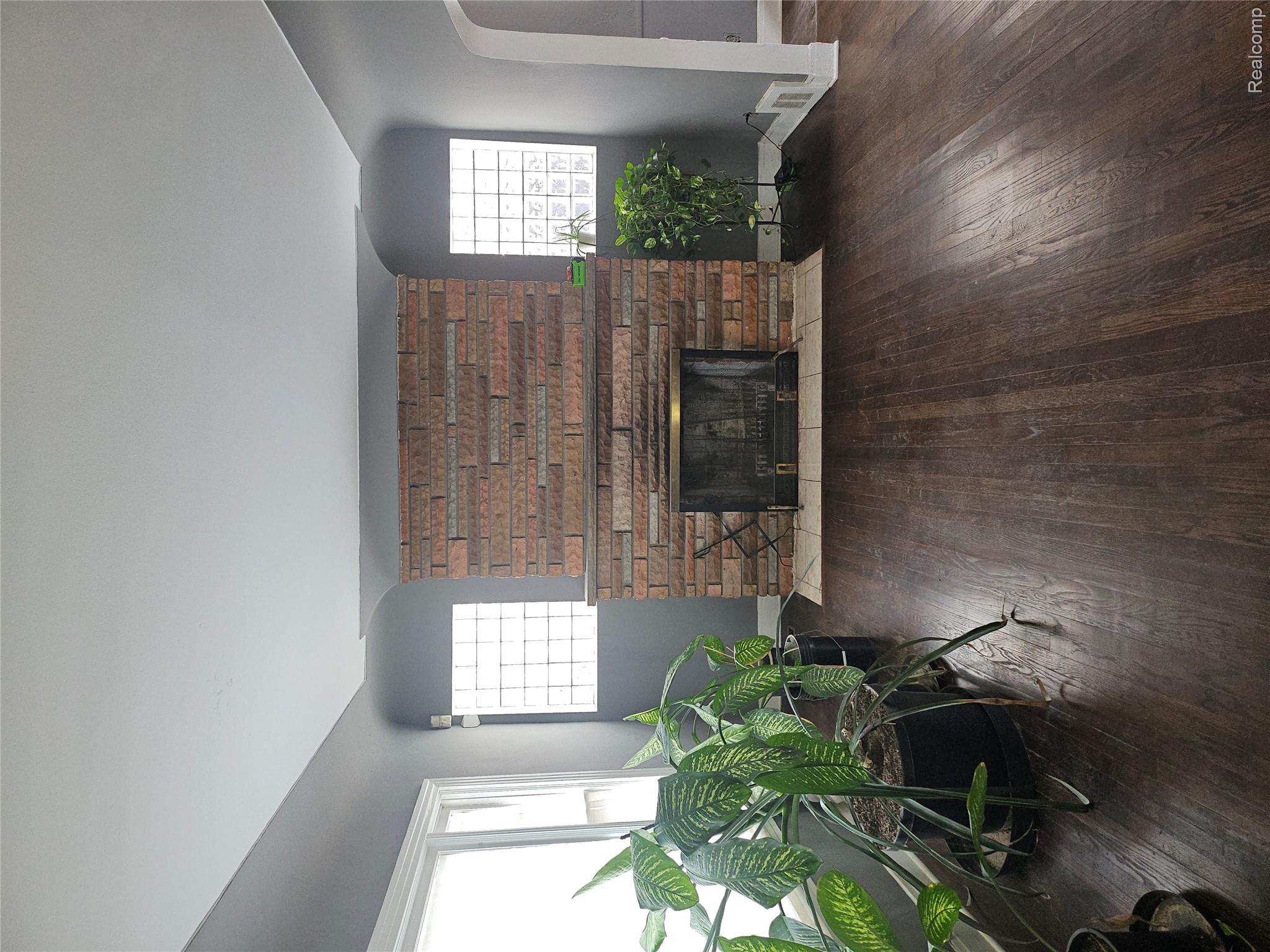 18071 Pennington Drive Property Photo 20