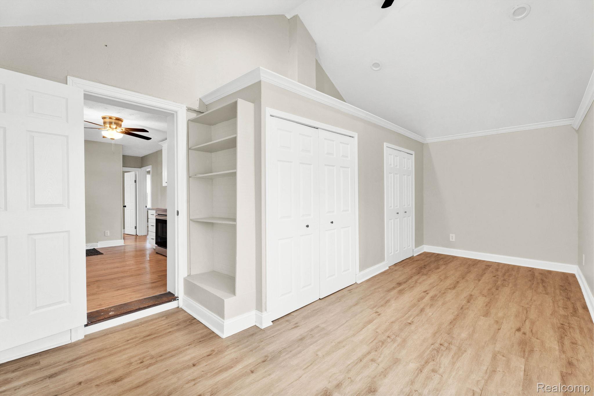 2121 Chesley Drive Property Photo 9