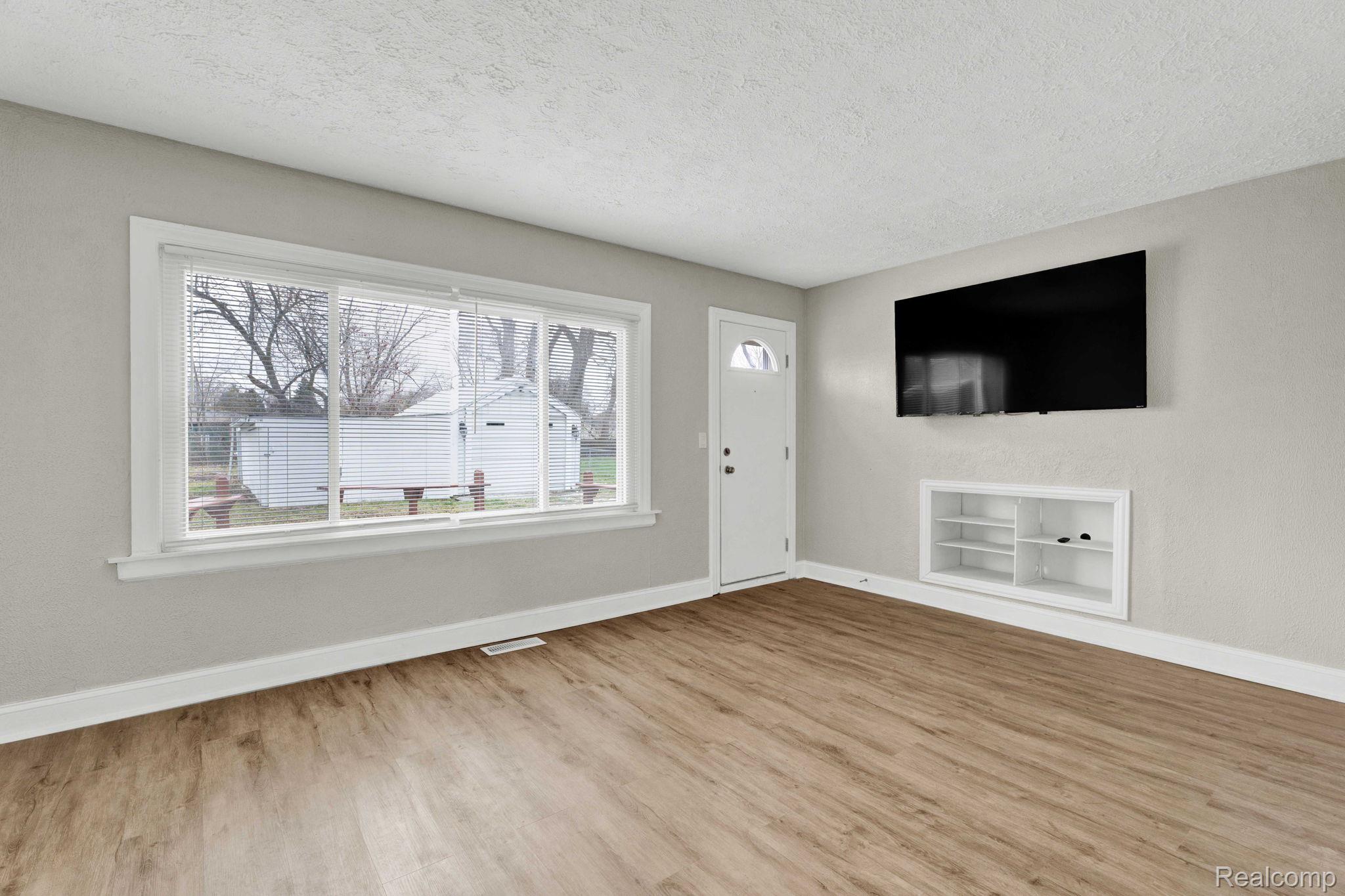 2121 Chesley Drive Property Photo 11