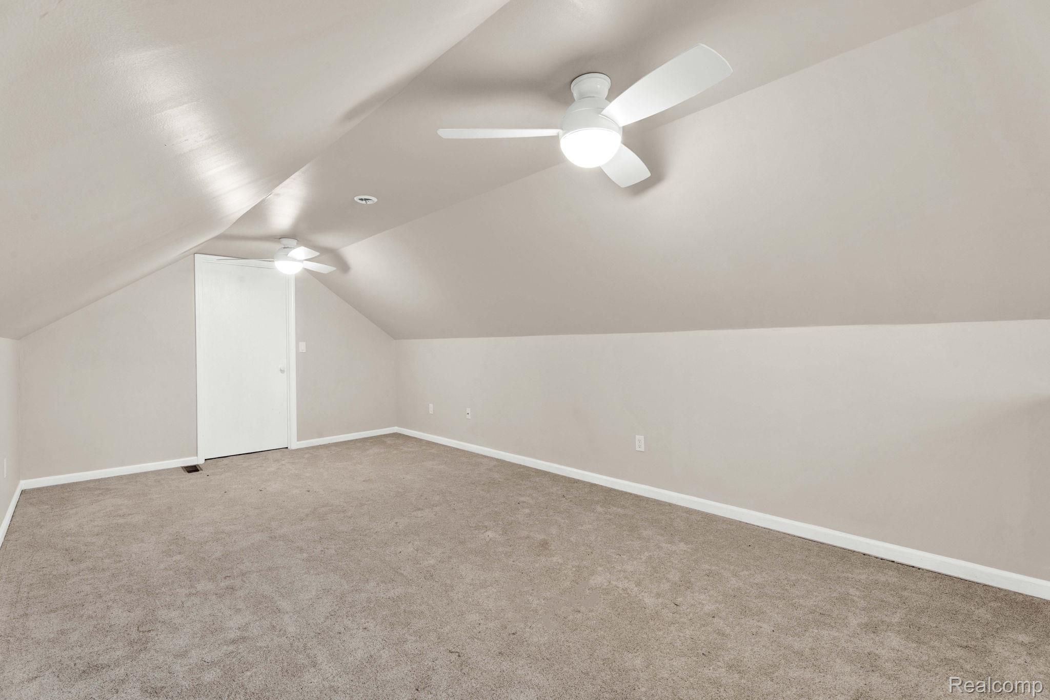 2121 Chesley Drive Property Photo 21