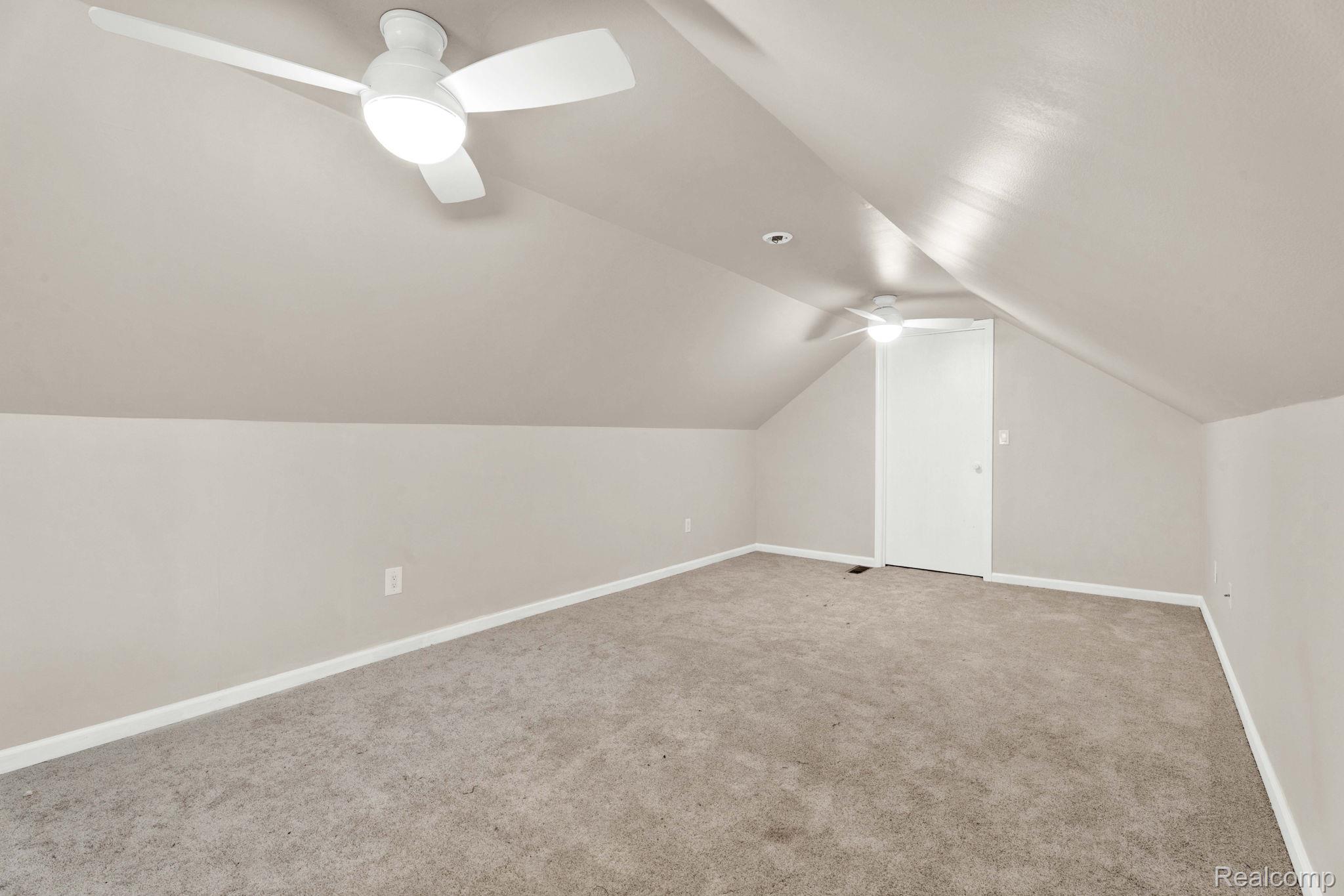 2121 Chesley Drive Property Photo 22