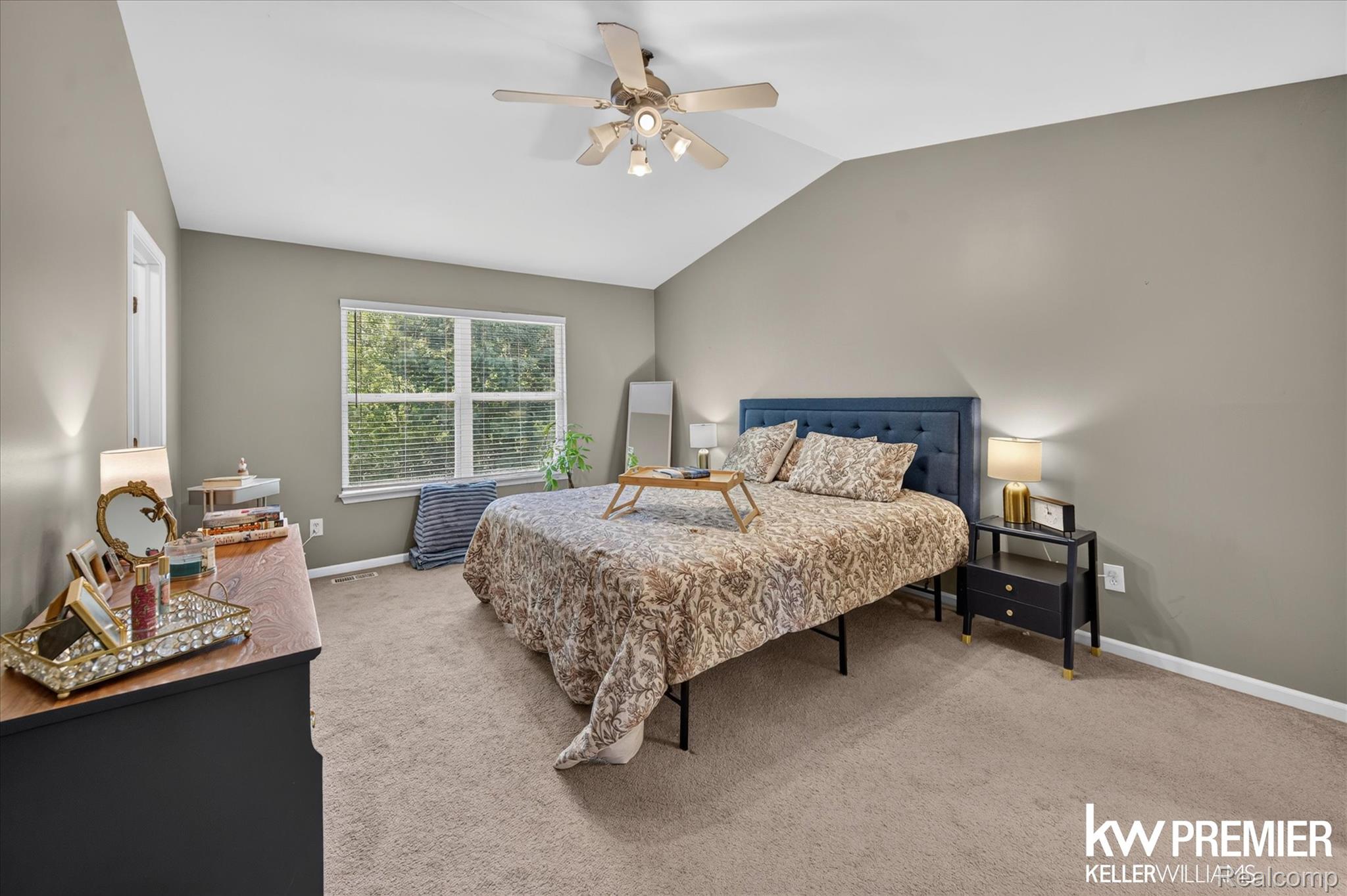 551 Indian Oaks Drive Property Photo 12