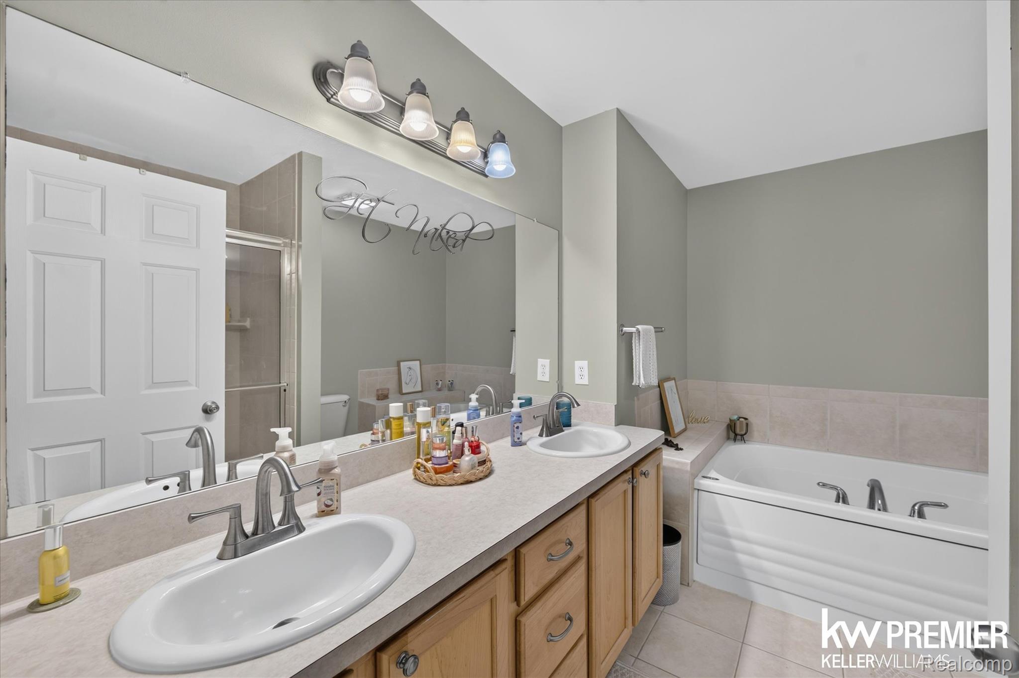 551 Indian Oaks Drive Property Photo 14
