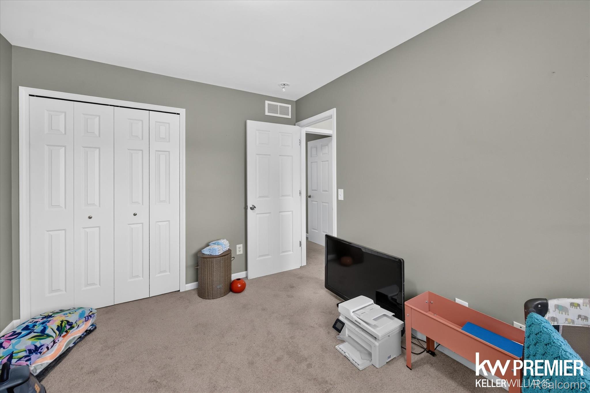 551 Indian Oaks Drive Property Photo 17