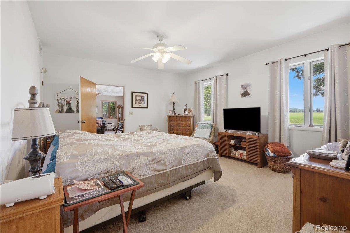 5726 Barnes Road Property Photo 15