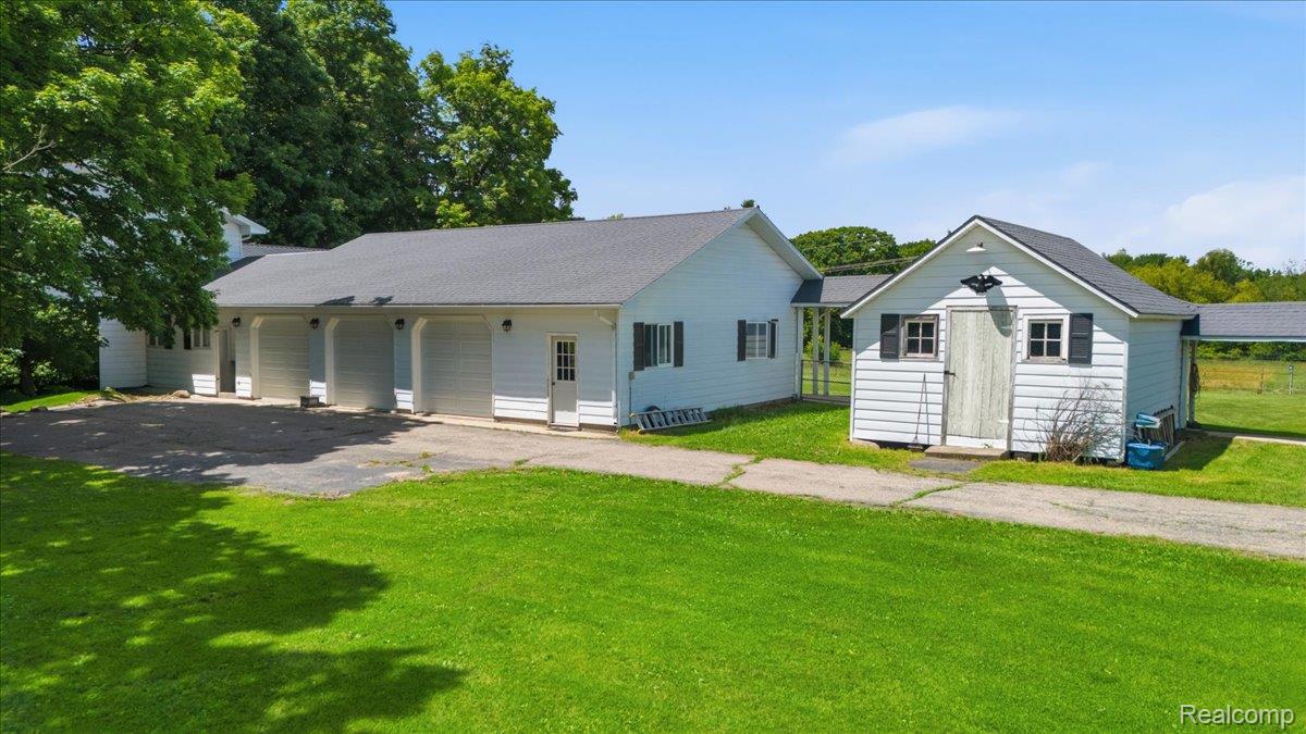 5726 Barnes Road Property Photo 20