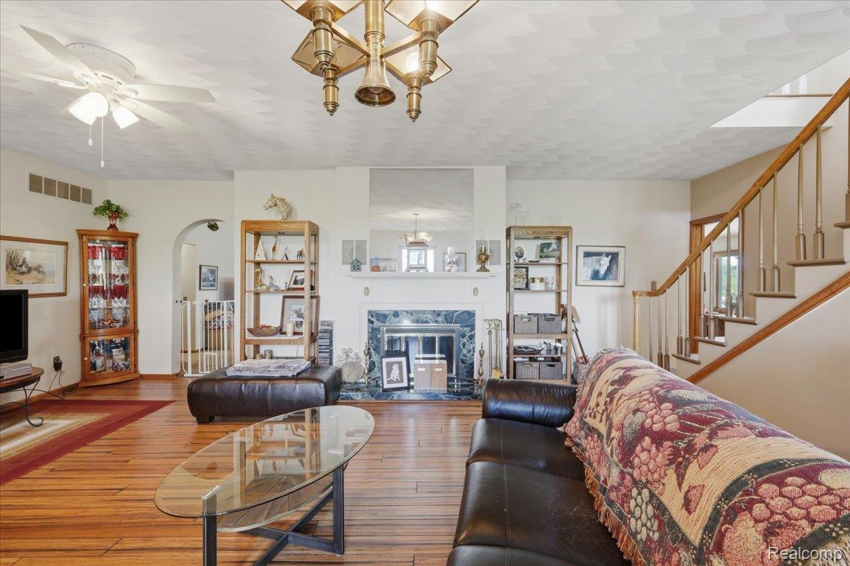 5726 Barnes Road Property Photo 43