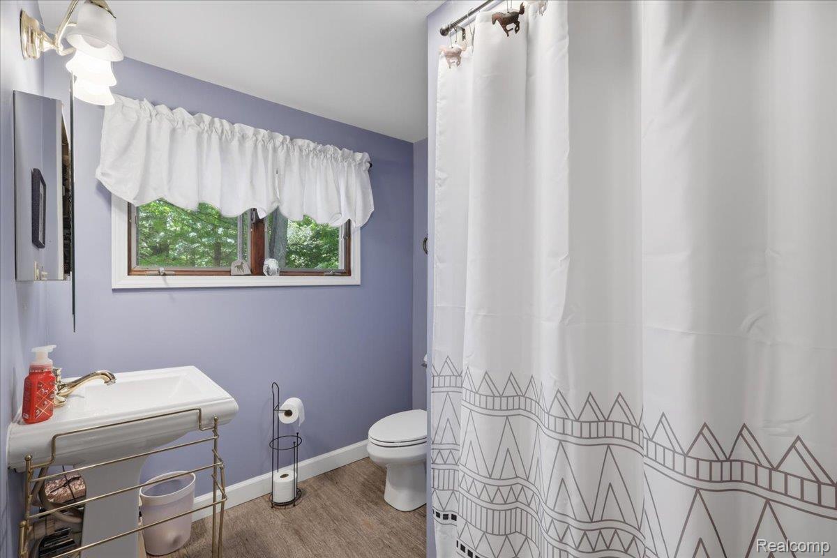 5726 Barnes Road Property Photo 57