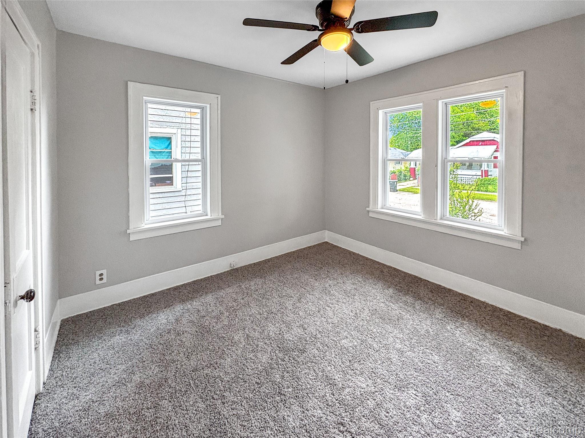 1114 Christopher Street Property Photo 11