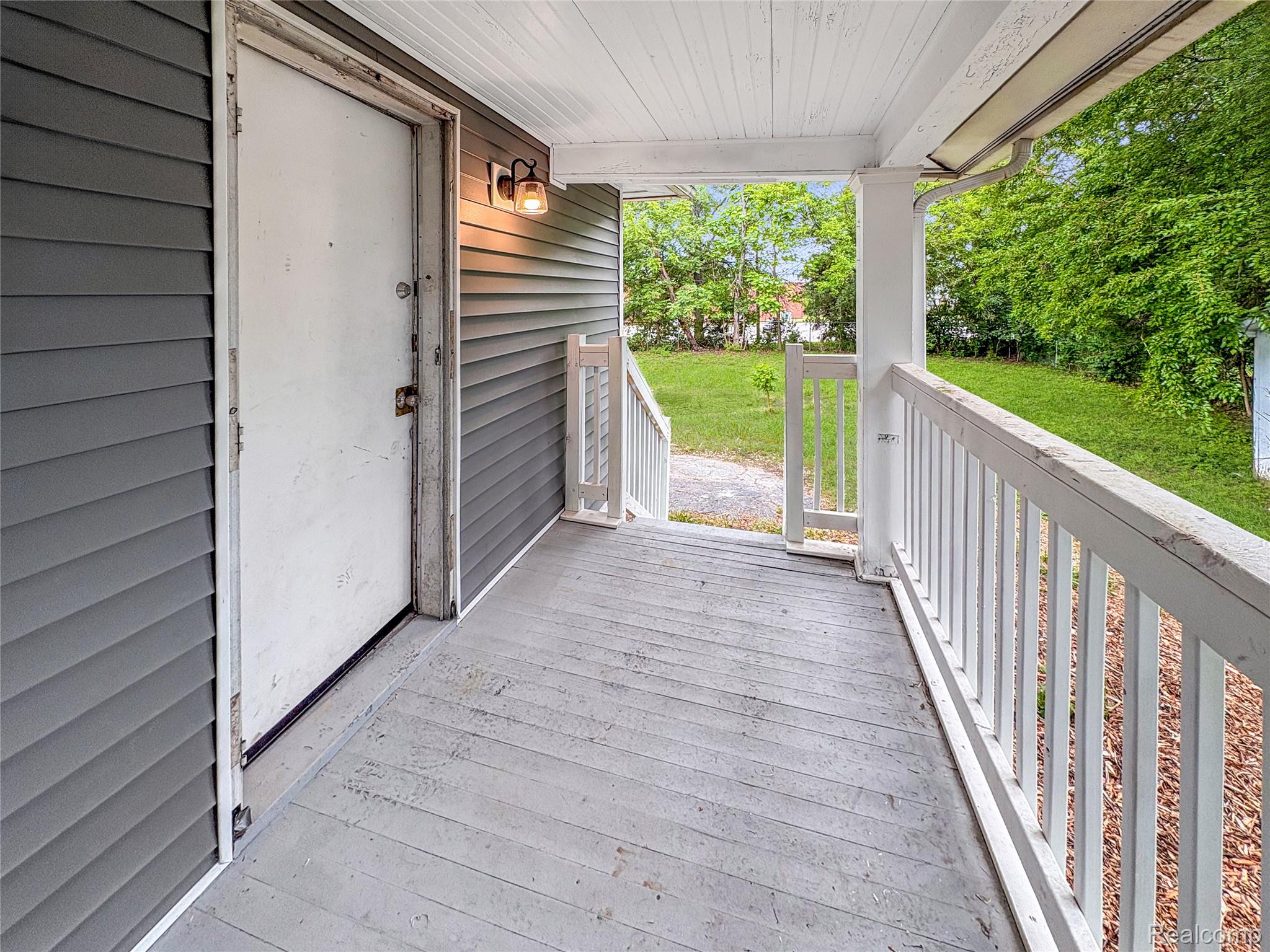 1114 Christopher Street Property Photo 18