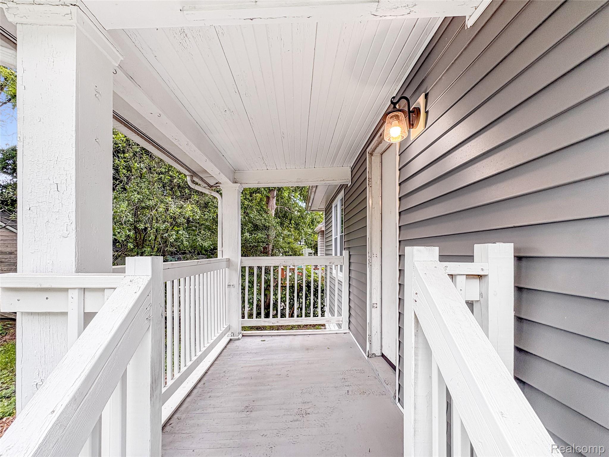 1114 Christopher Street Property Photo 19