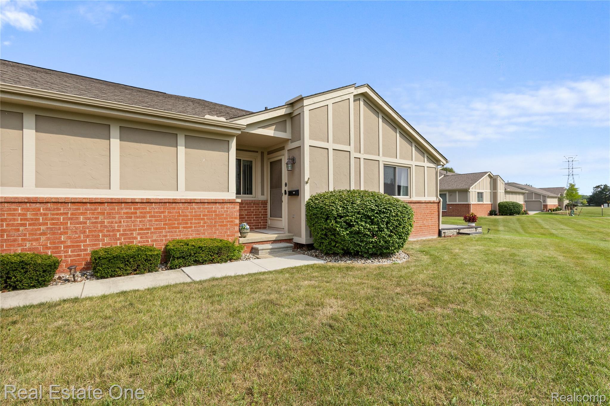 18515 Brookside Lane 16 Property Photo 1