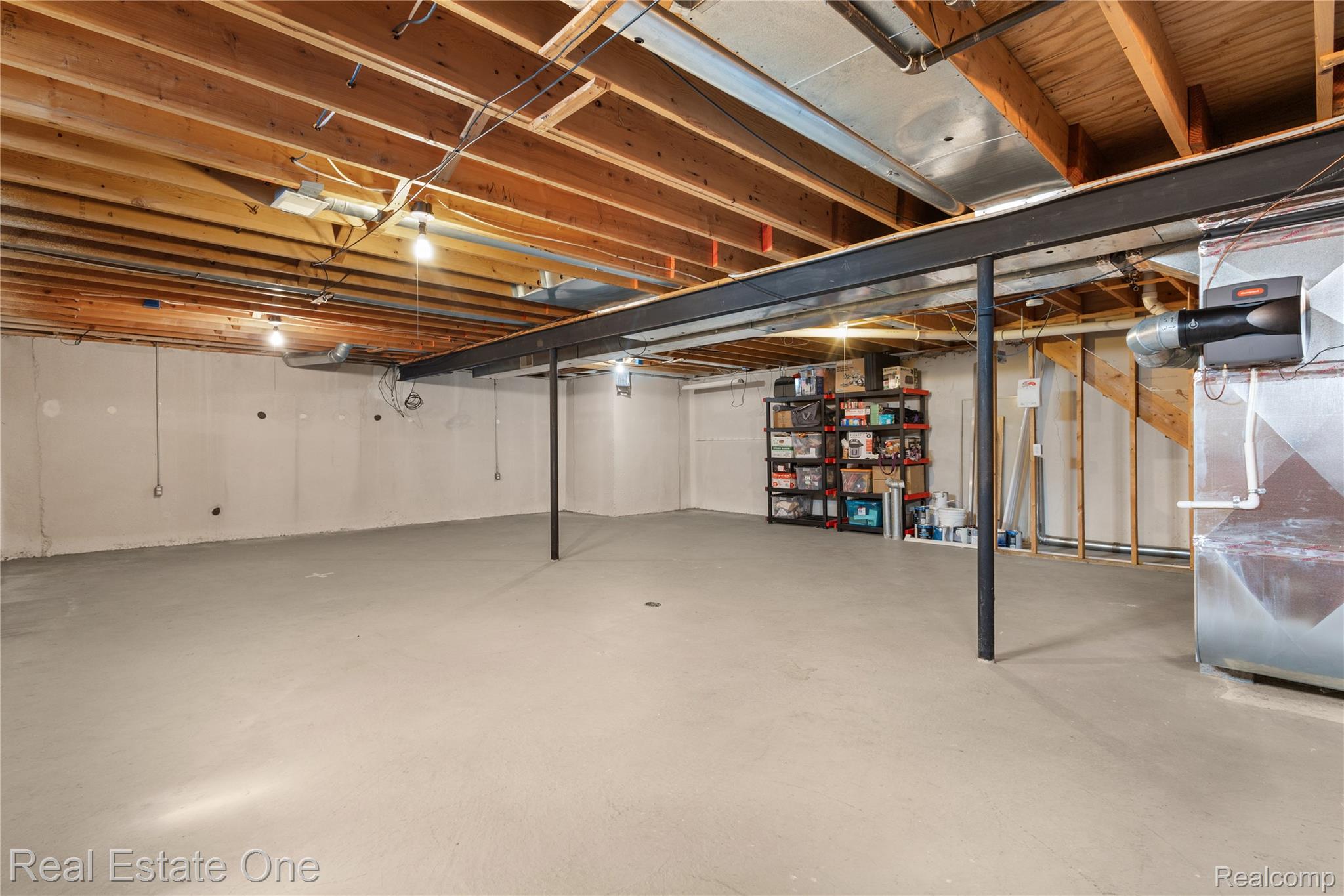 18515 Brookside Lane 16 Property Photo 28