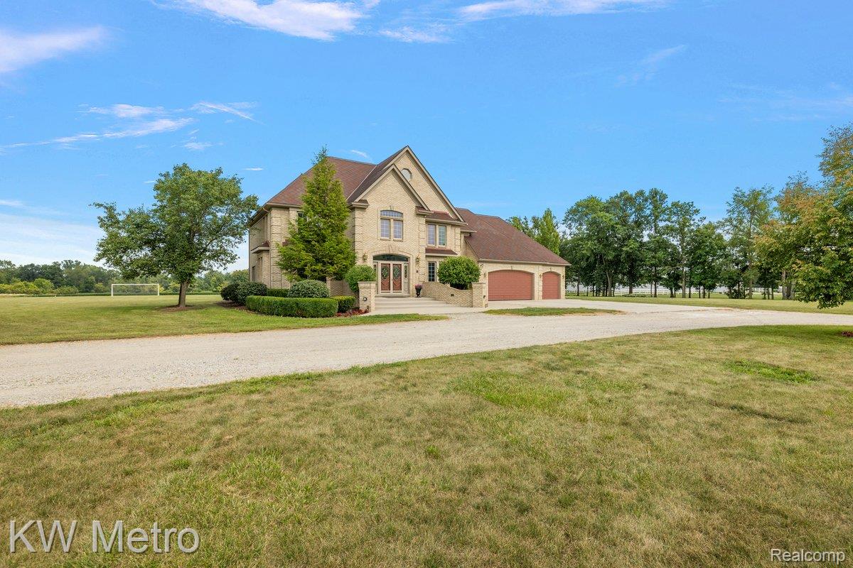 54720 Foss Road Property Photo 1