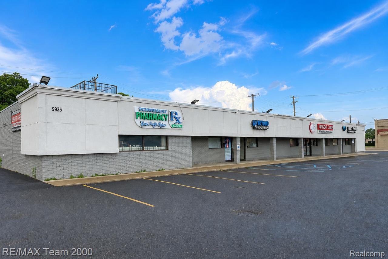 9925 Dix 104 Property Photo 1