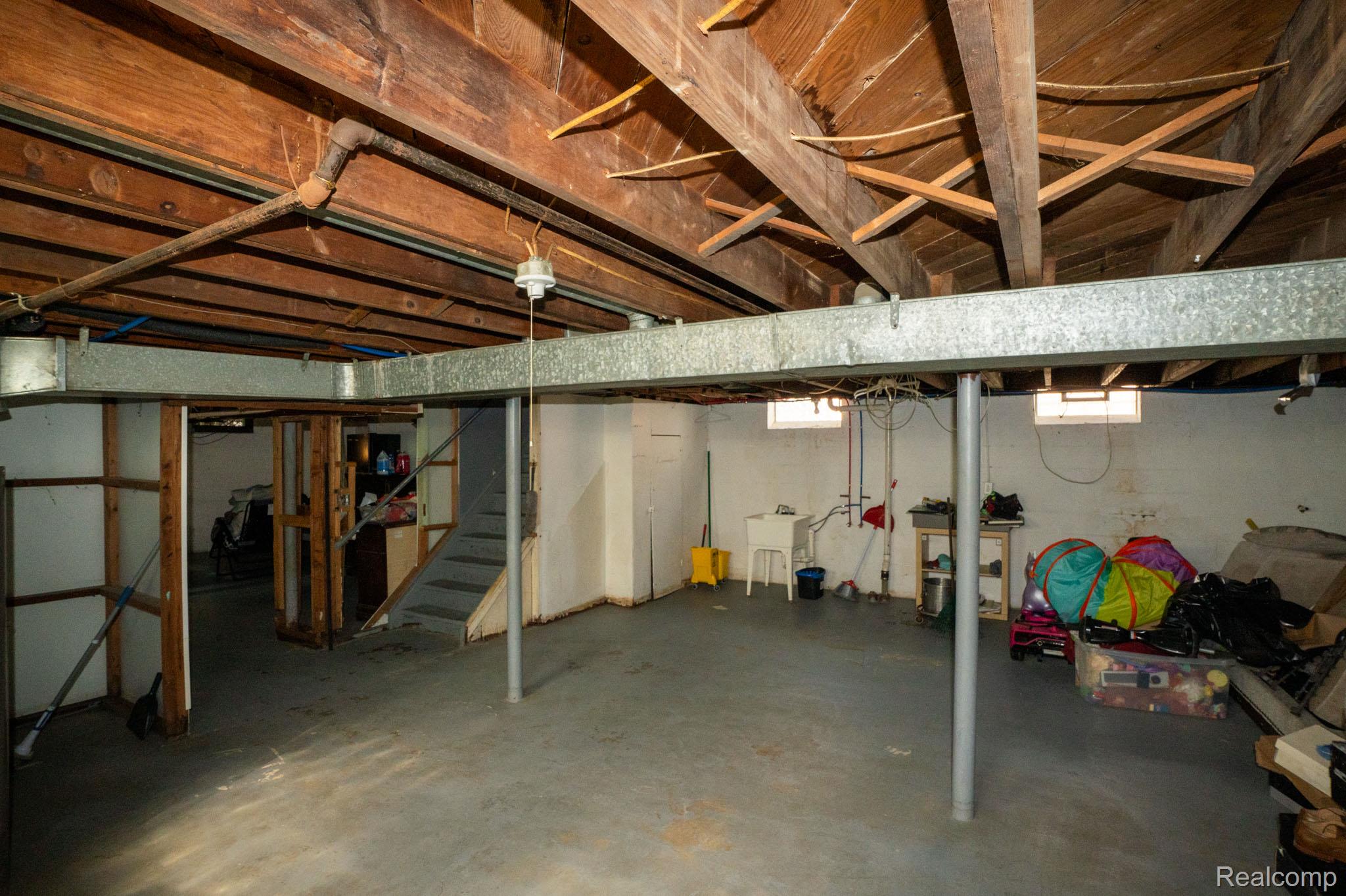16821 E 8 Mile Road Property Photo 24