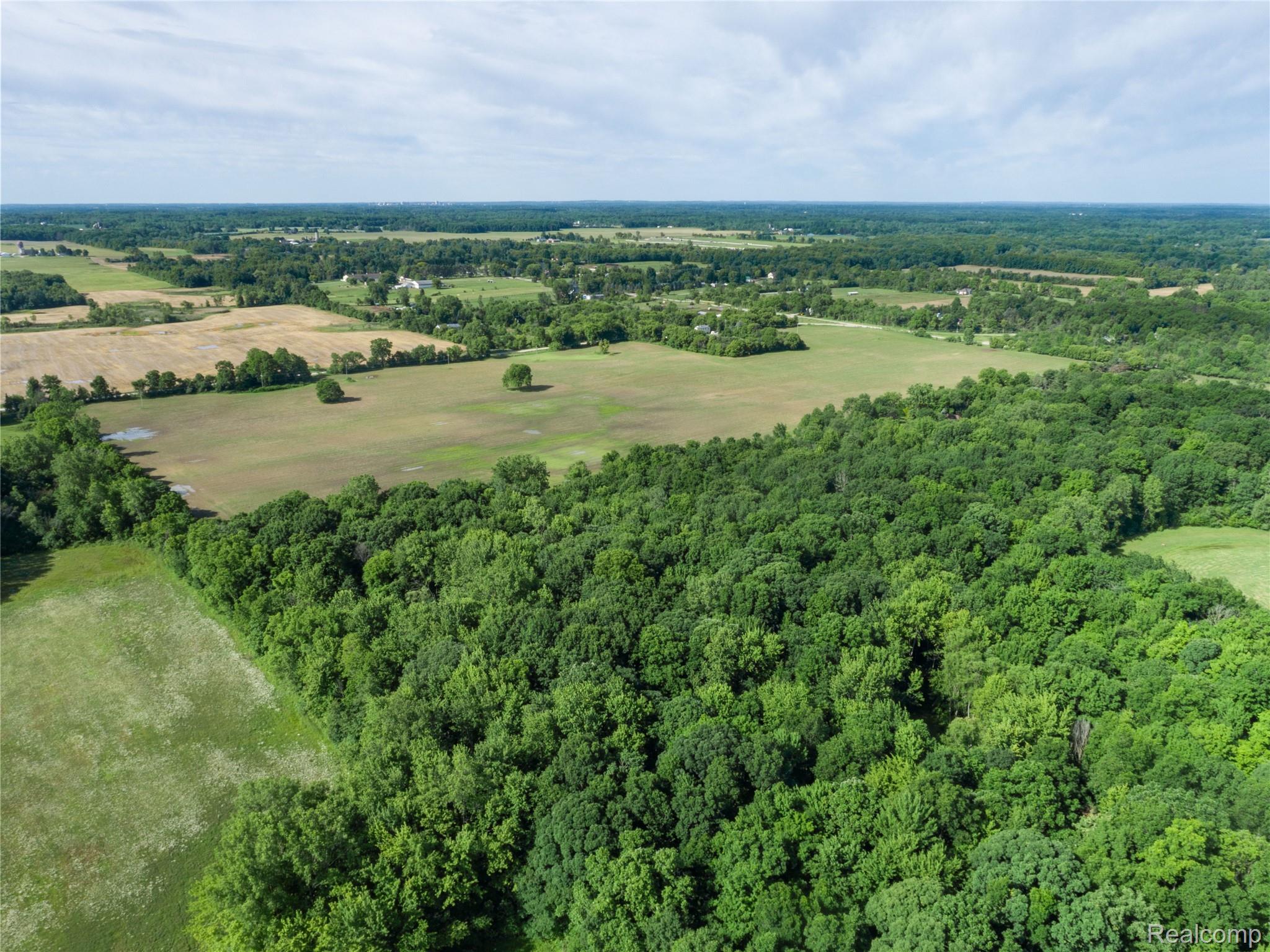 000 6 Mile Road Property Photo 10