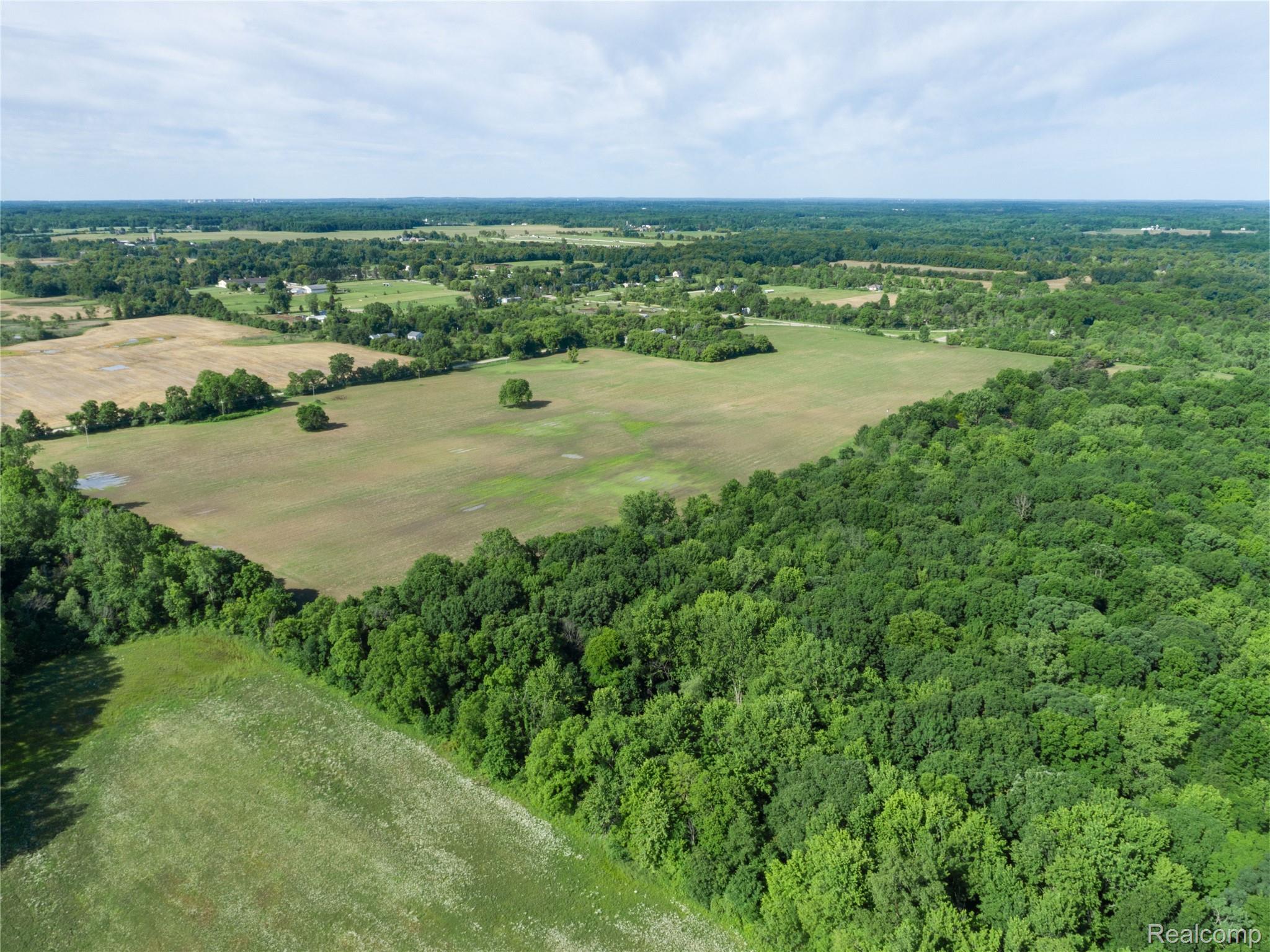 000 6 Mile Road Property Photo 11