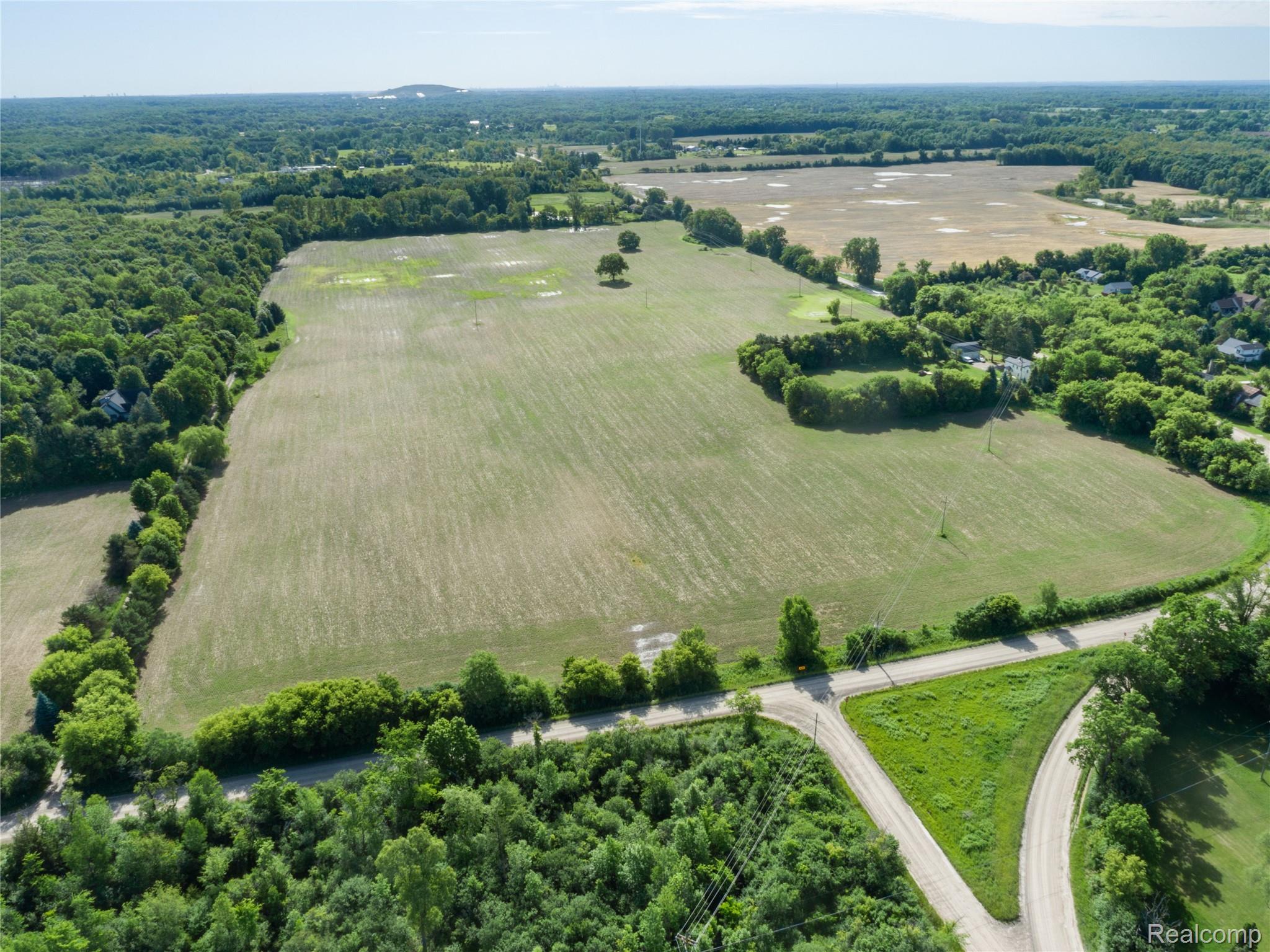 000 6 Mile Road Property Photo 17