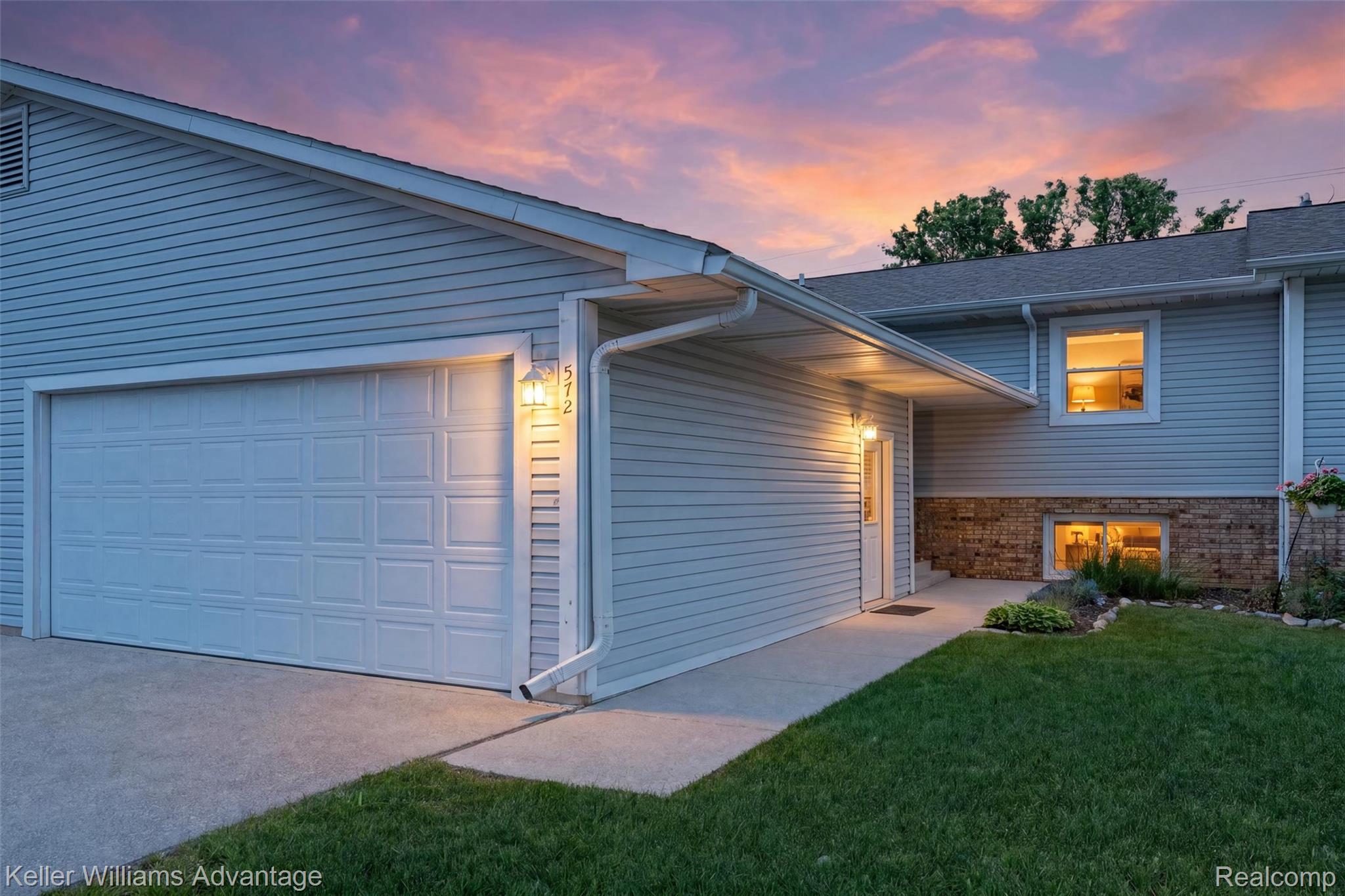 572 River Pointe Court Property Photo 1
