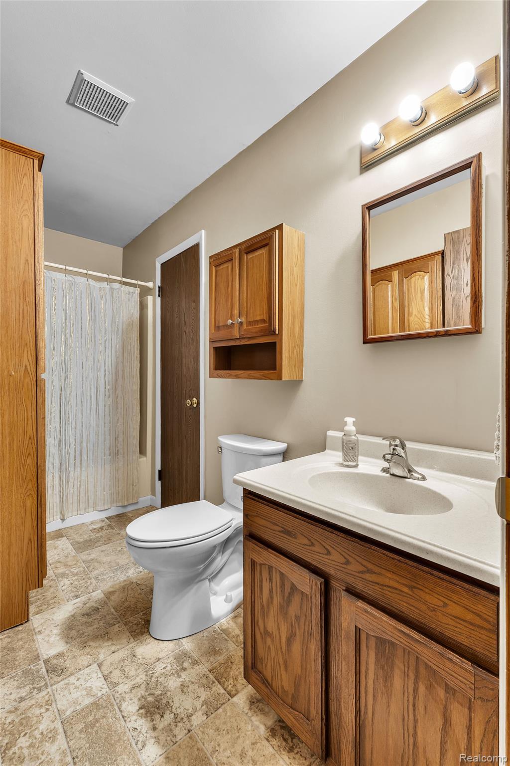 2276 Webster Park Drive Property Photo 23