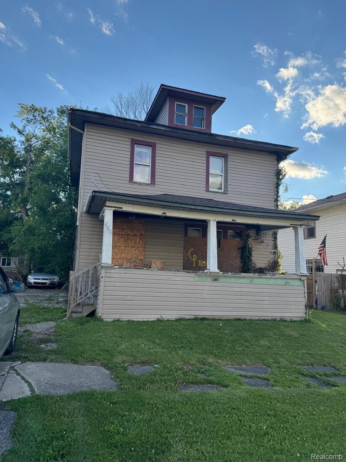 960 Vosburg Street Property Photo 1