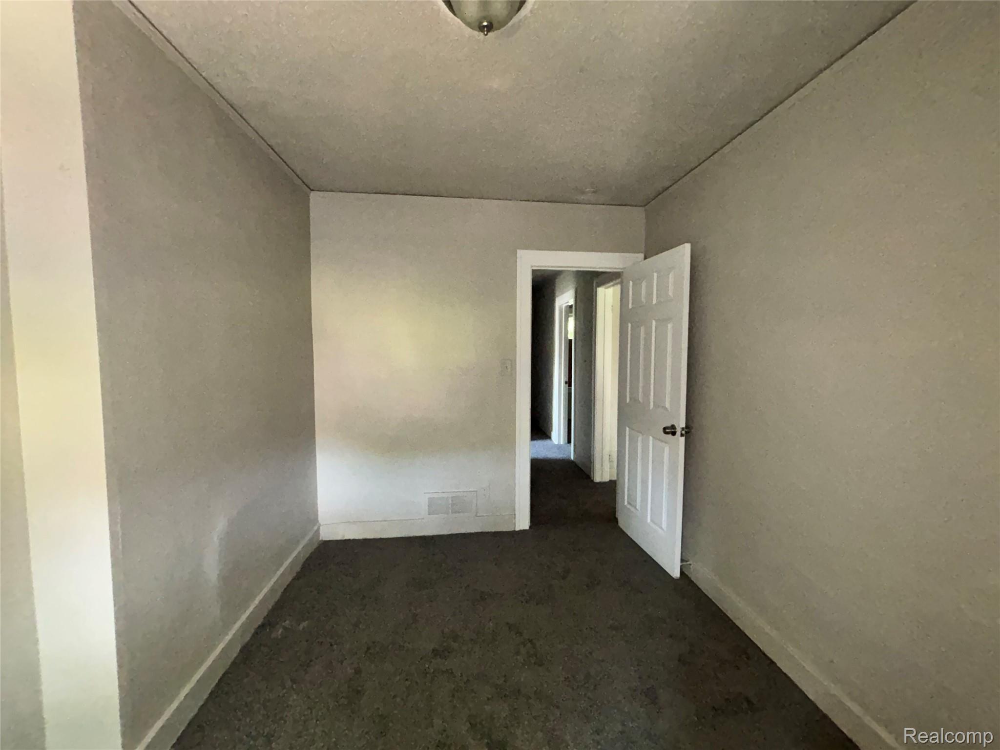 5517 Coplin Street Property Photo 18