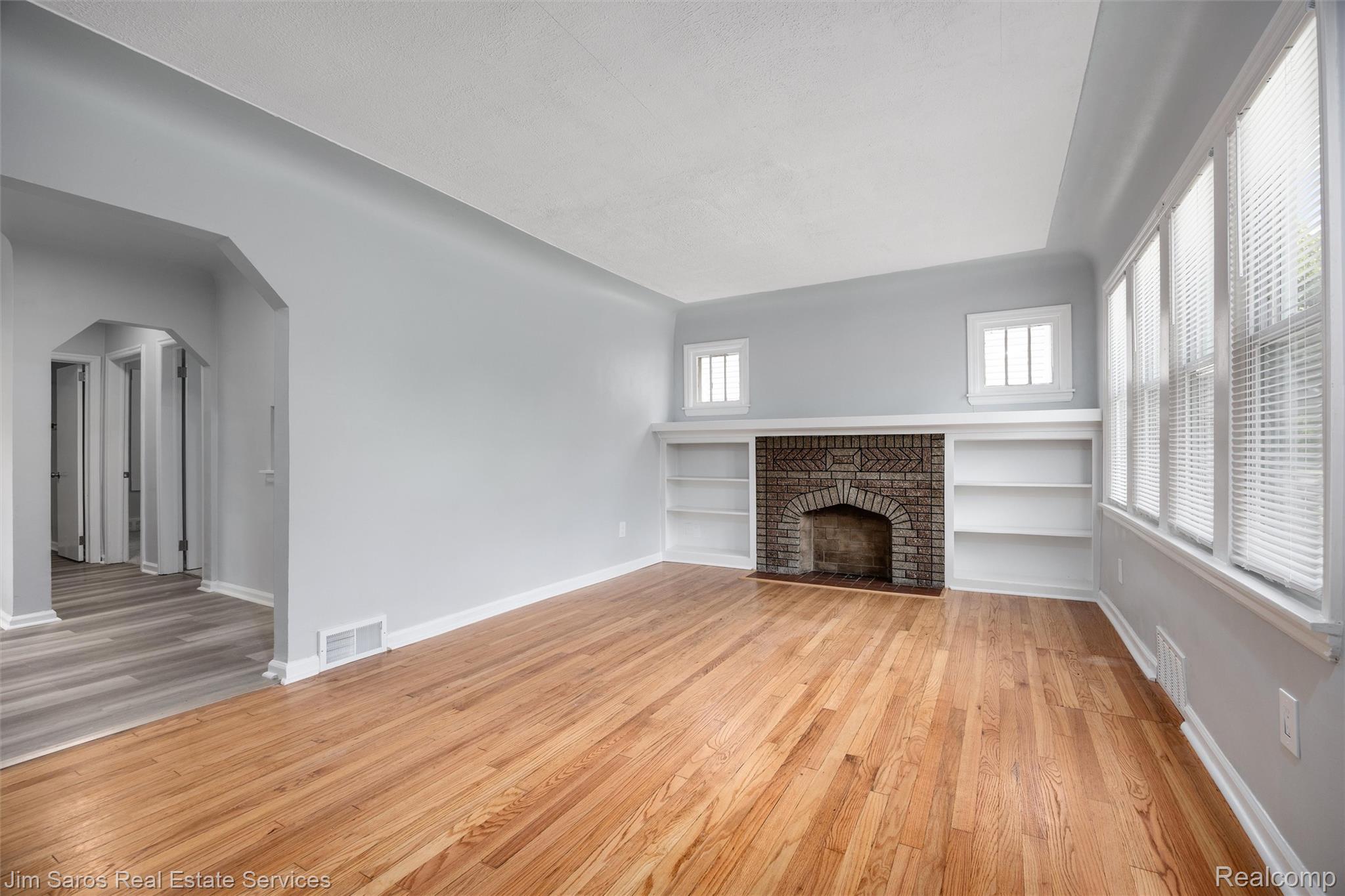 22911 Hayes Avenue Property Photo 6