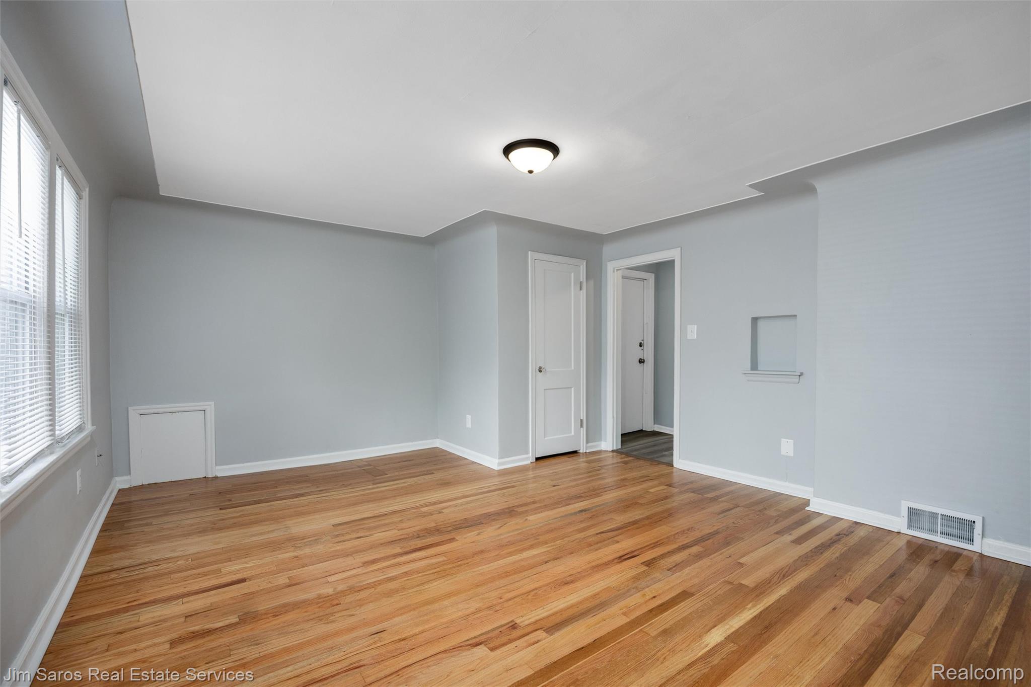 22911 Hayes Avenue Property Photo 13