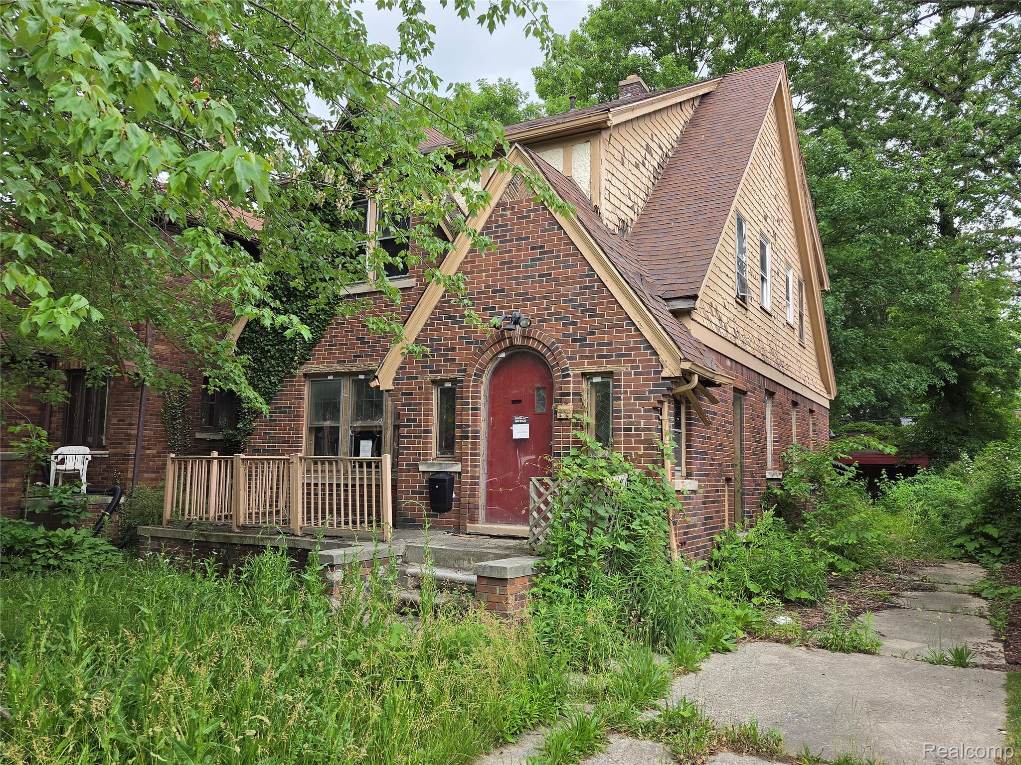 5310 Grayton Street Property Photo 1
