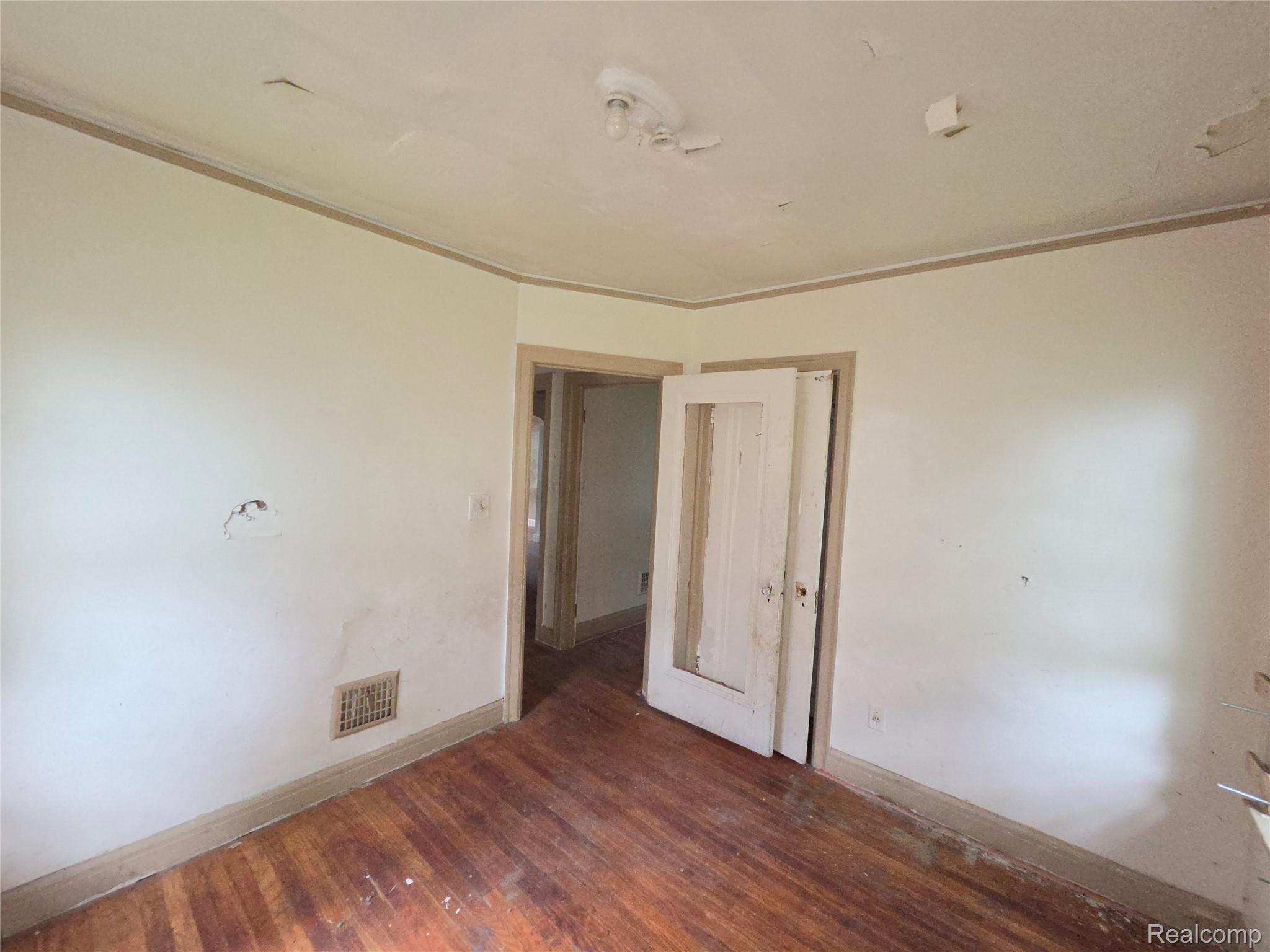 5310 Grayton Street Property Photo 26