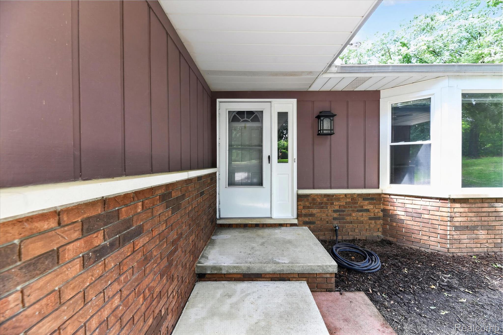 423 Sunset Property Photo 8