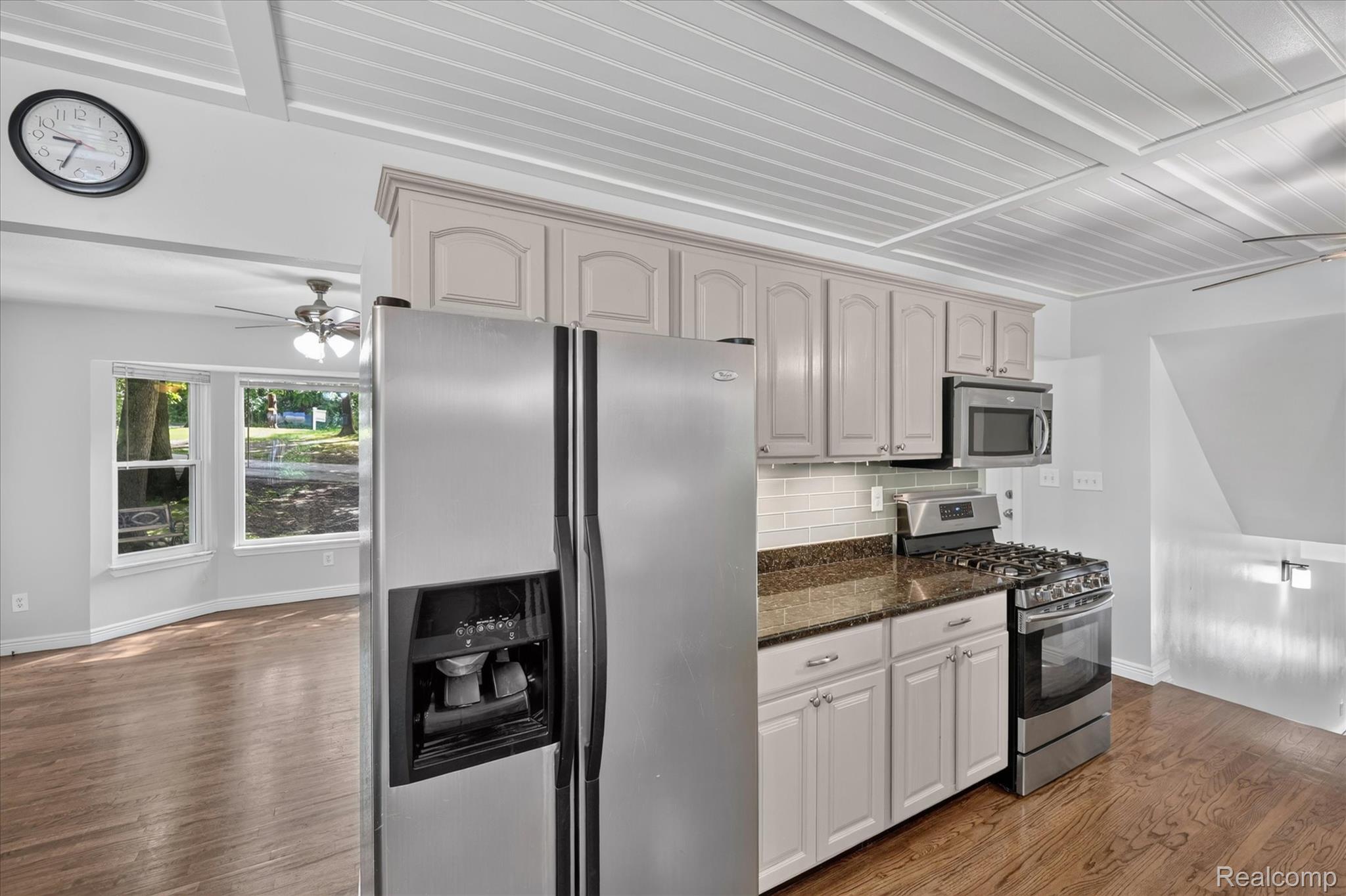 423 Sunset Property Photo 15