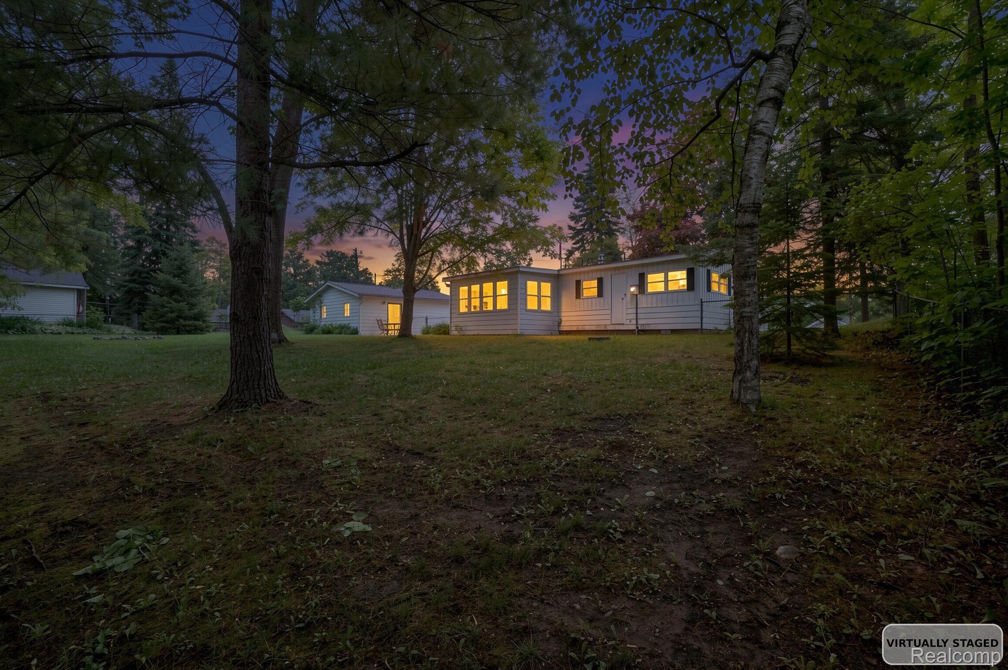 3410 Algonquin Trail Property Photo 3