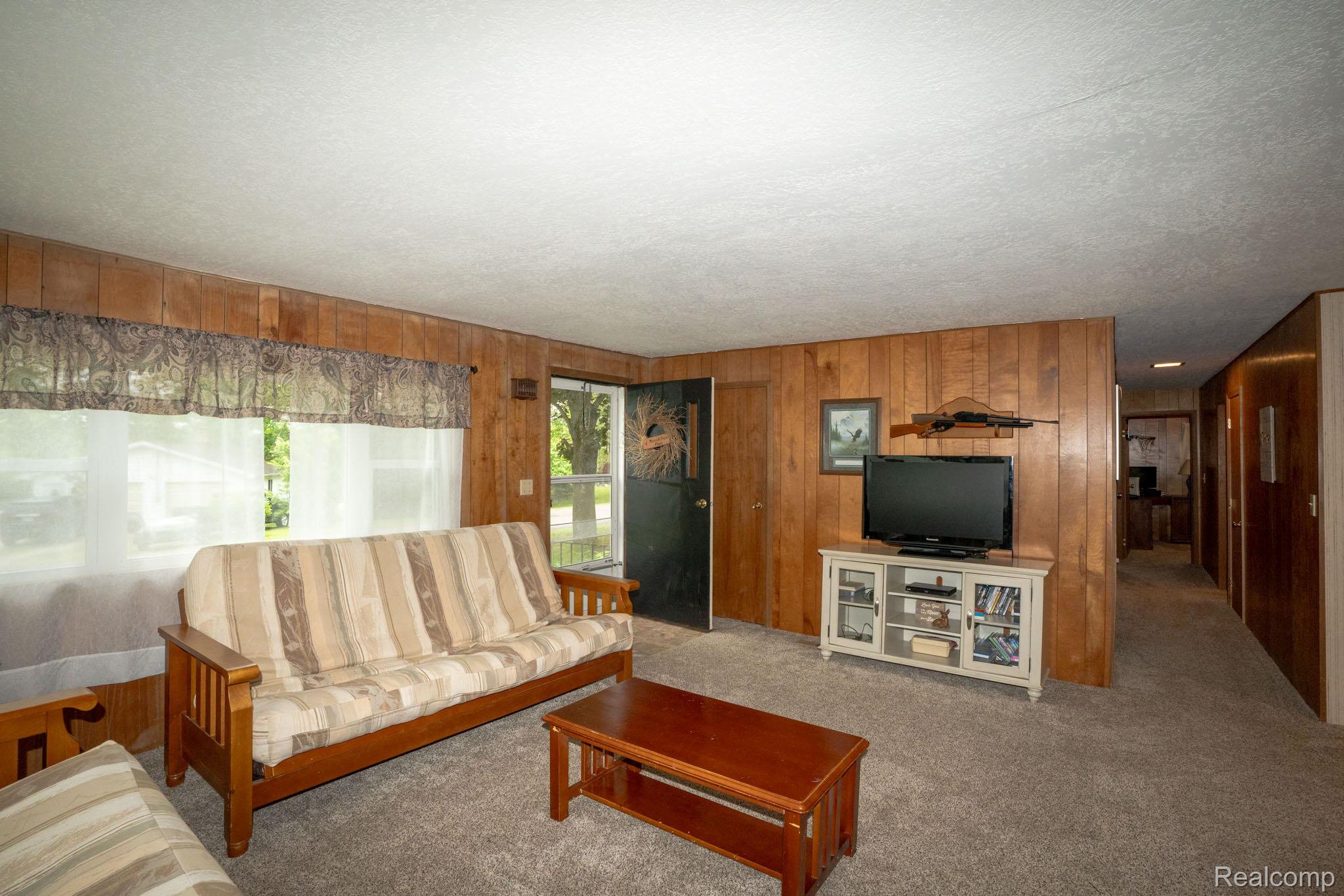 3410 Algonquin Trail Property Photo 8