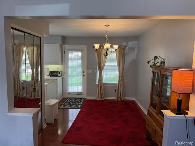 6351 Beechfield Drive Property Photo 9