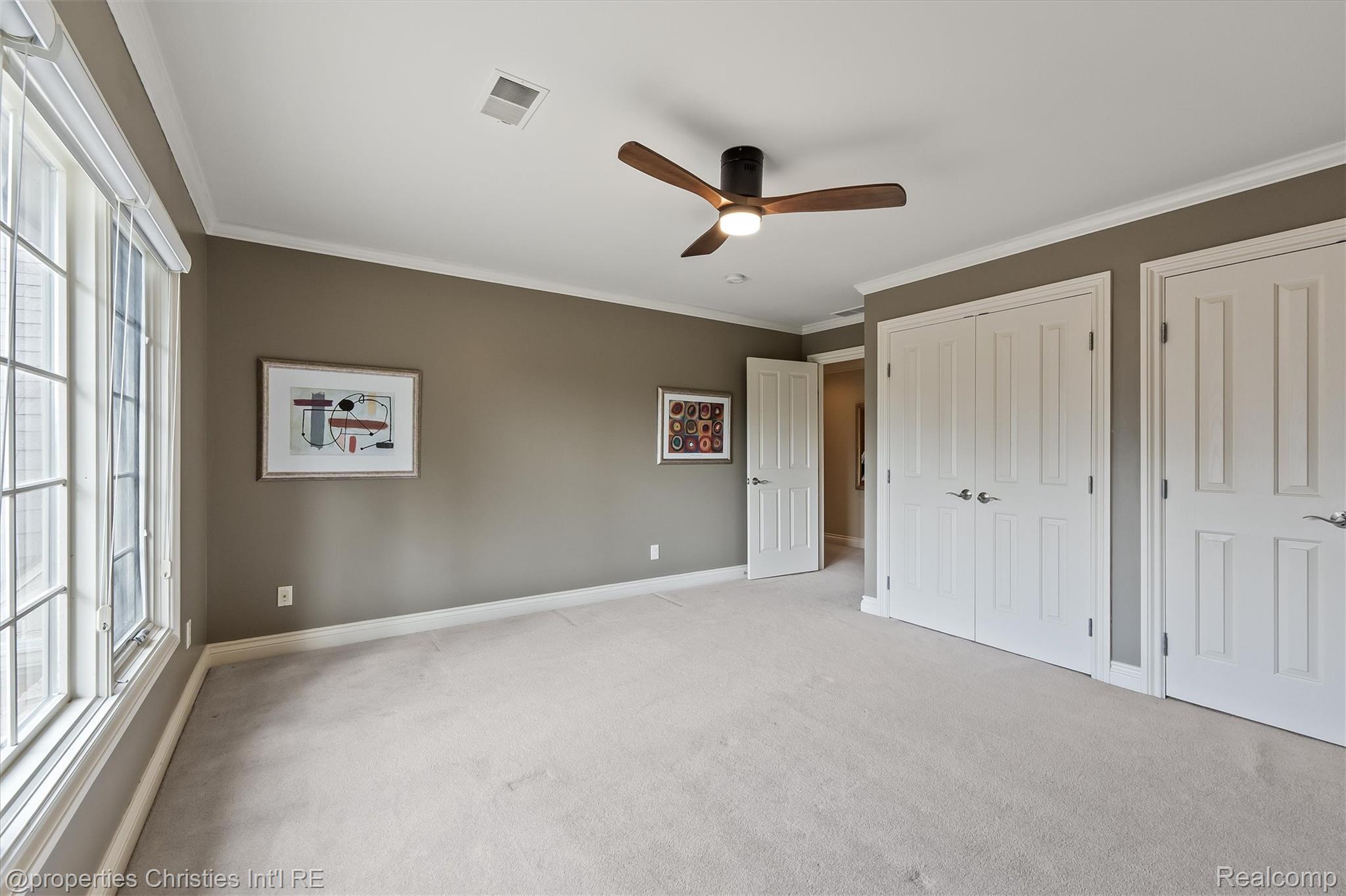 595 Ridge Point Drive Property Photo 26