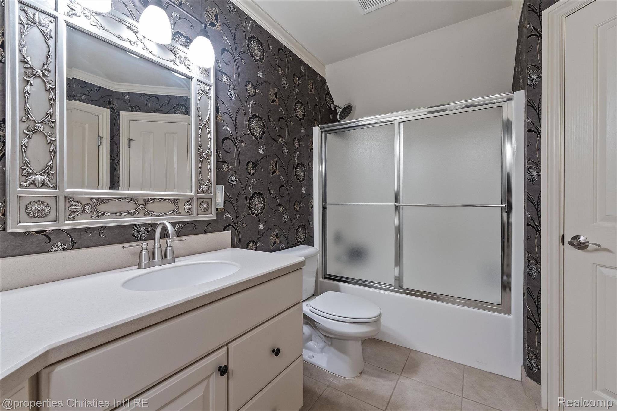 595 Ridge Point Drive Property Photo 30