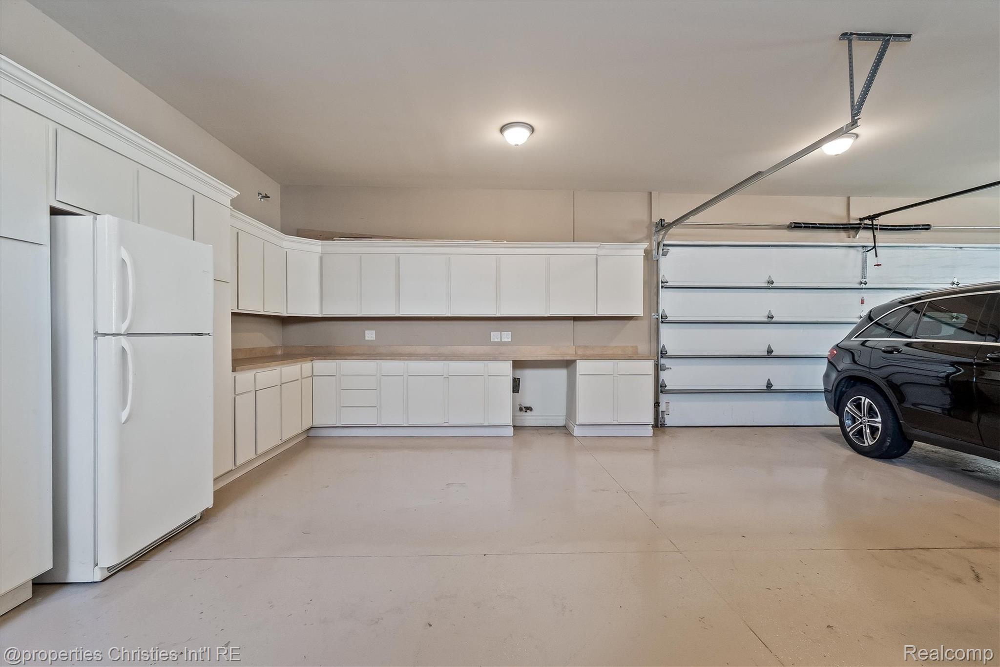 595 Ridge Point Drive Property Photo 44