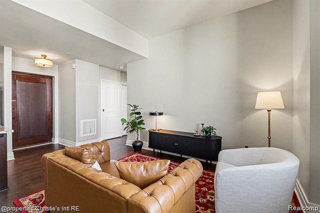 1 Park Avenue 1511 Property Photo 6