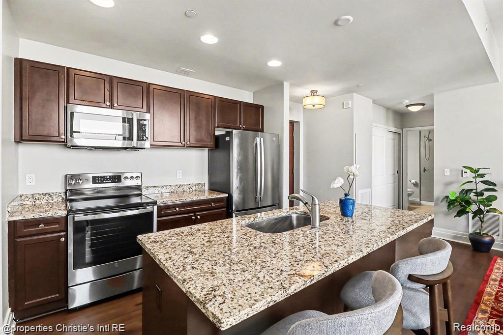 1 Park Avenue 1511 Property Photo 13