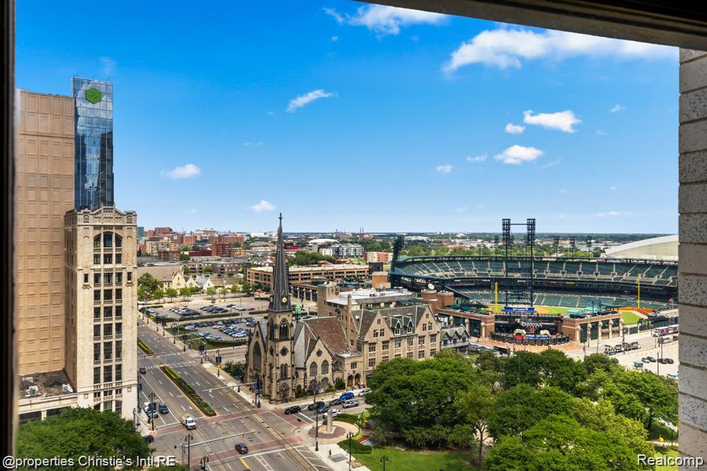 1 Park Avenue 1509 Property Photo 4