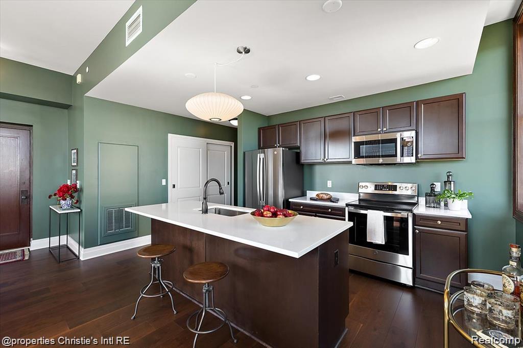 1 Park Avenue 1509 Property Photo 7