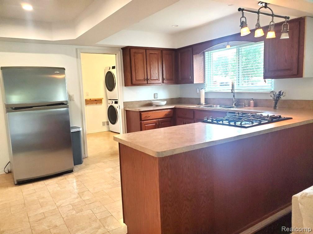 37515 Agar Drive Property Photo 8