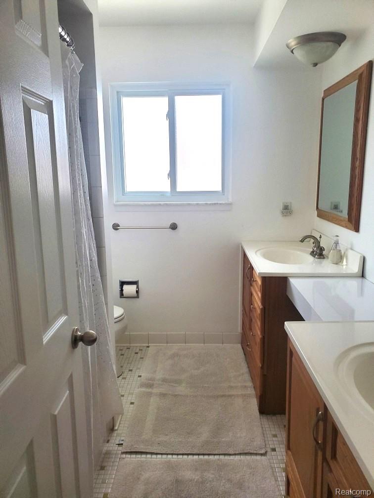 37515 Agar Drive Property Photo 12