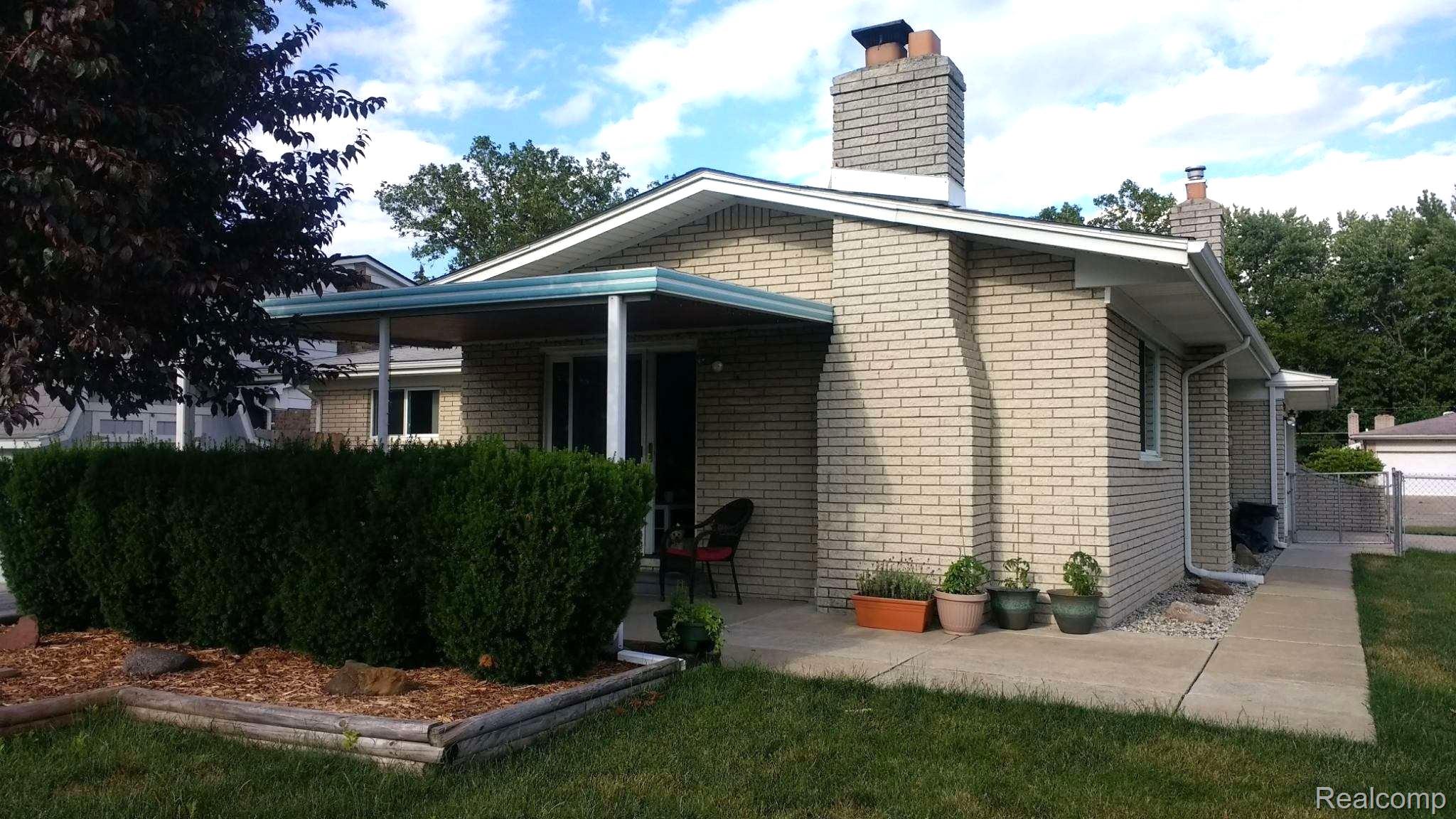 37515 Agar Drive Property Photo 23