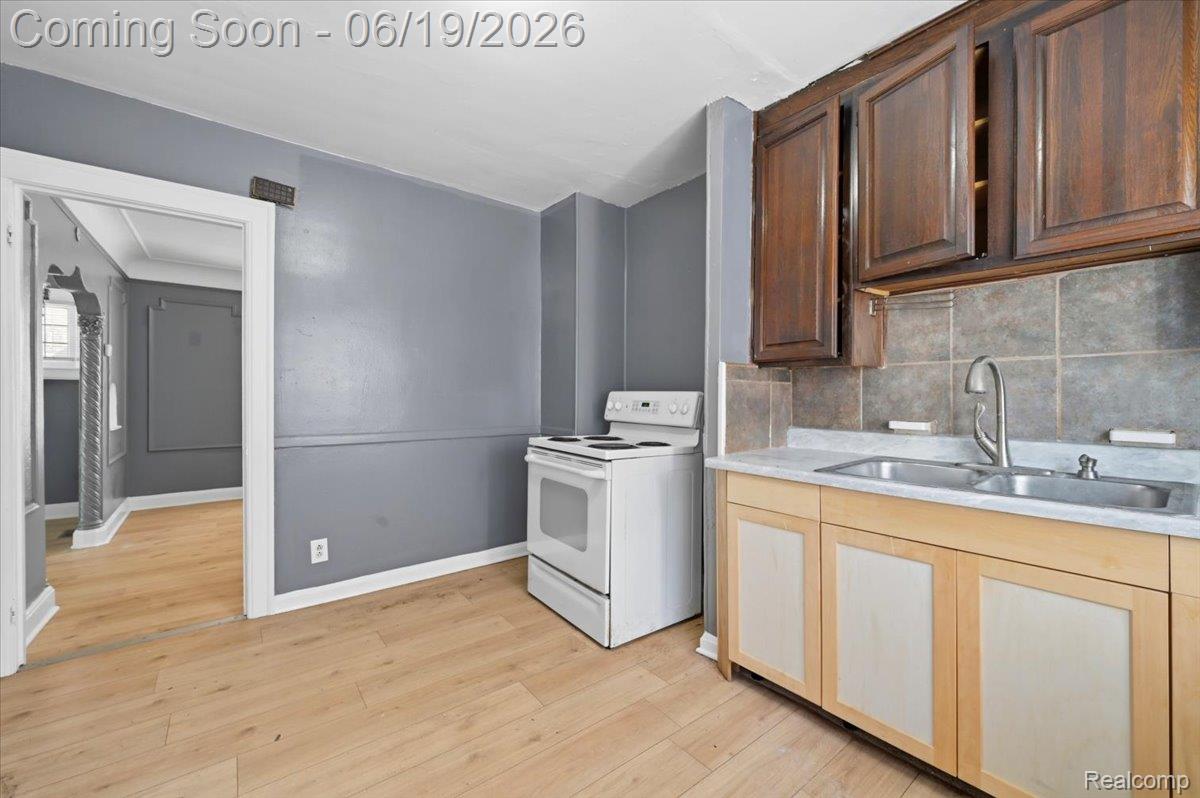 13572 Saint Marys Street Property Photo 12