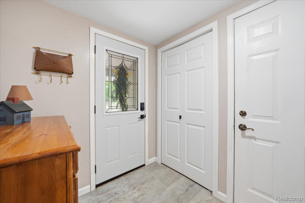 10210 Lavern Court Property Photo 21