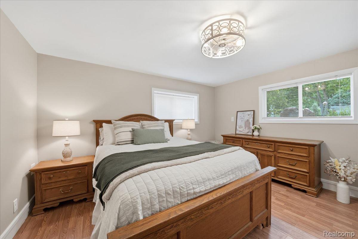 10210 Lavern Court Property Photo 33