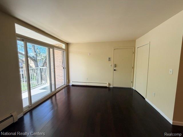 4913 Crooks Road G5 Property Photo 8
